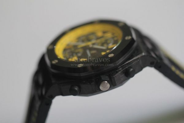 Royal Oak Offshore Bumble Bee Forged Carbon Best Edition A7750